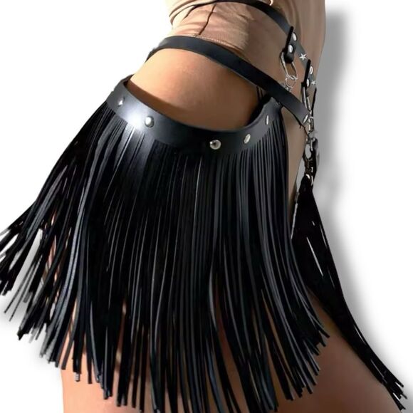Black Vegan Silver Stars Waist Tassel Fringe Belt NEW - Picture 3 of 4